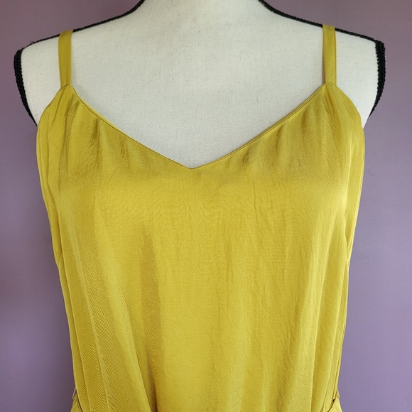 NWT Vince Golden Yellow V-Neck Cami Cropped Wide Leg Silky Jumpsuit - Picture 3 of 16